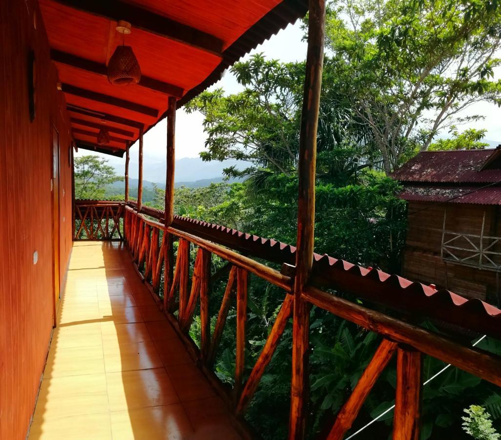 Madera Labrada Lodge Ecologico Тарапото Экстерьер фото