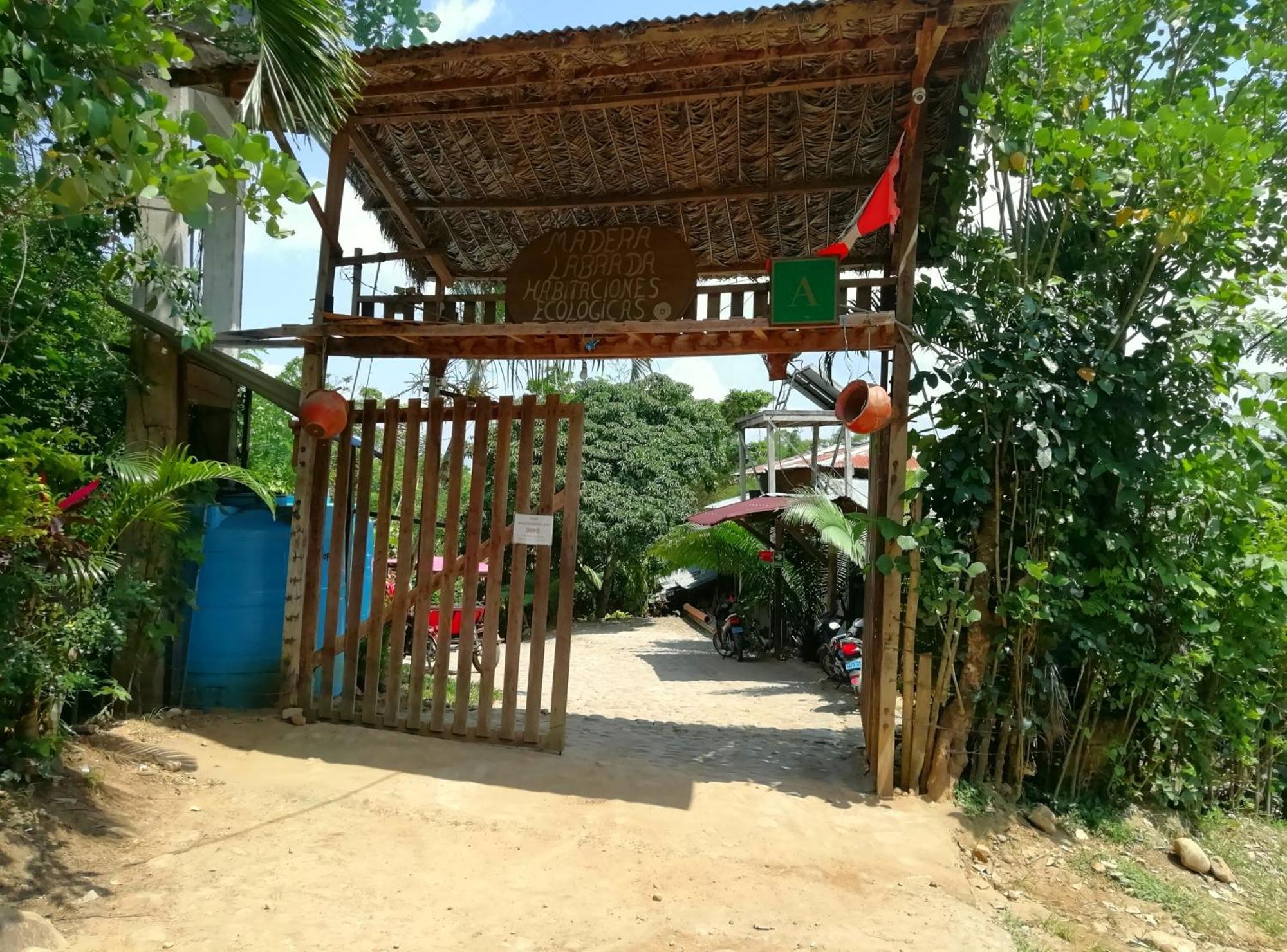 Madera Labrada Lodge Ecologico Тарапото Экстерьер фото
