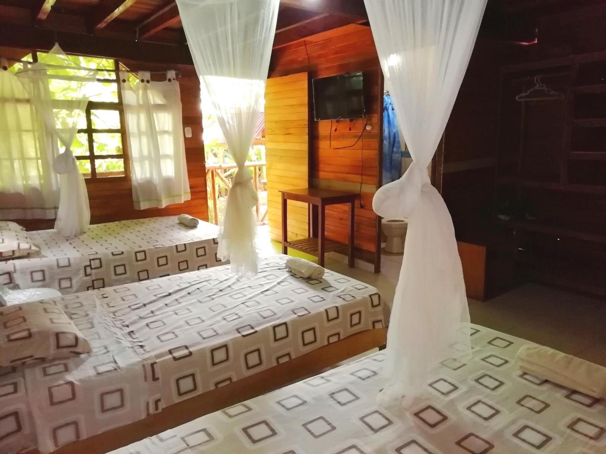 Madera Labrada Lodge Ecologico Тарапото Экстерьер фото